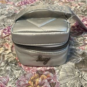 Lug Swizzle Mini Jewelry Case Silver-NWT